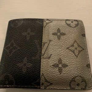 Men’s Louis vuttion wallet